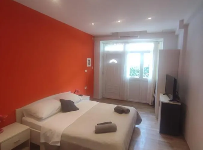 Apartment Deni 10